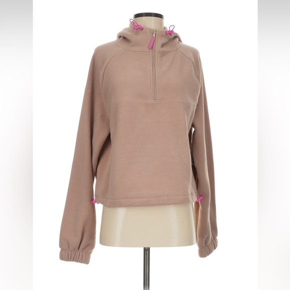 Sonoma Goods For Life Tops - NWT Sonoma Goods for Life Size S Sweatshirt